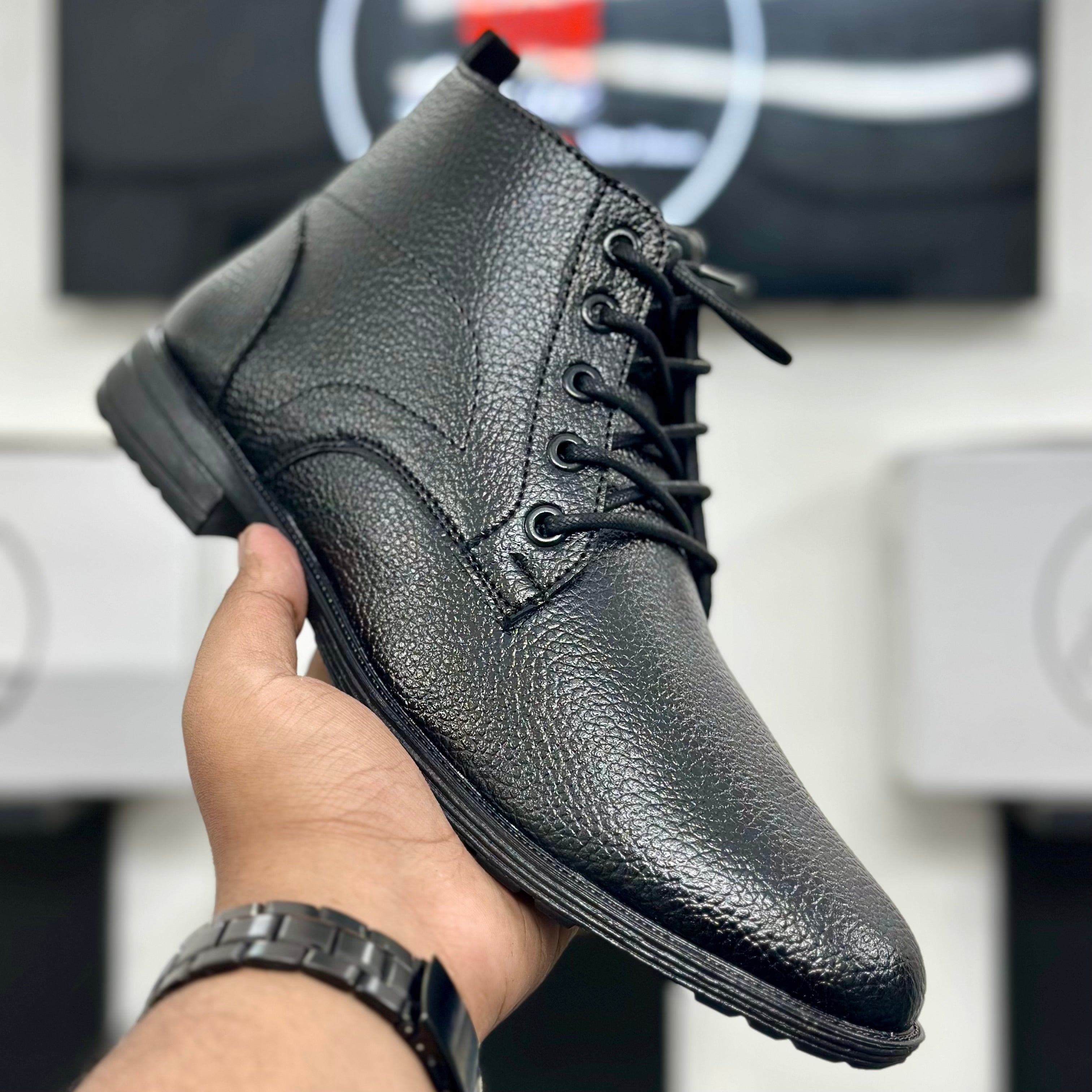 Esrakz Black Textured Lace-Up Ankle Boot