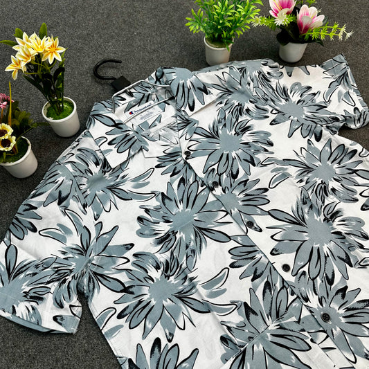 White Floral Print Short Sleeve Shirt – Stylish Summer Casual Wear for Men