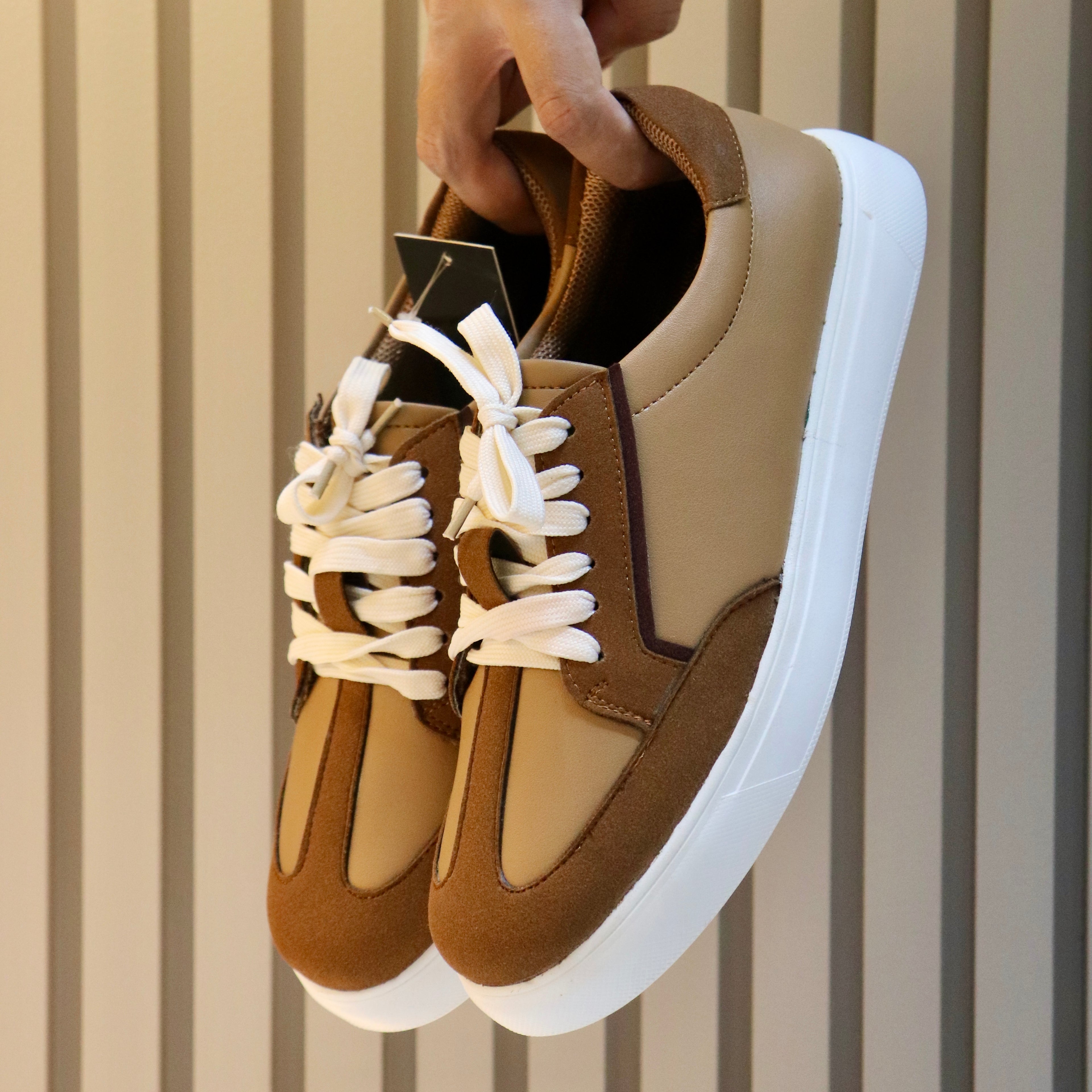 ESRAKZ Urban Shadow Sneakers – Brown Edition