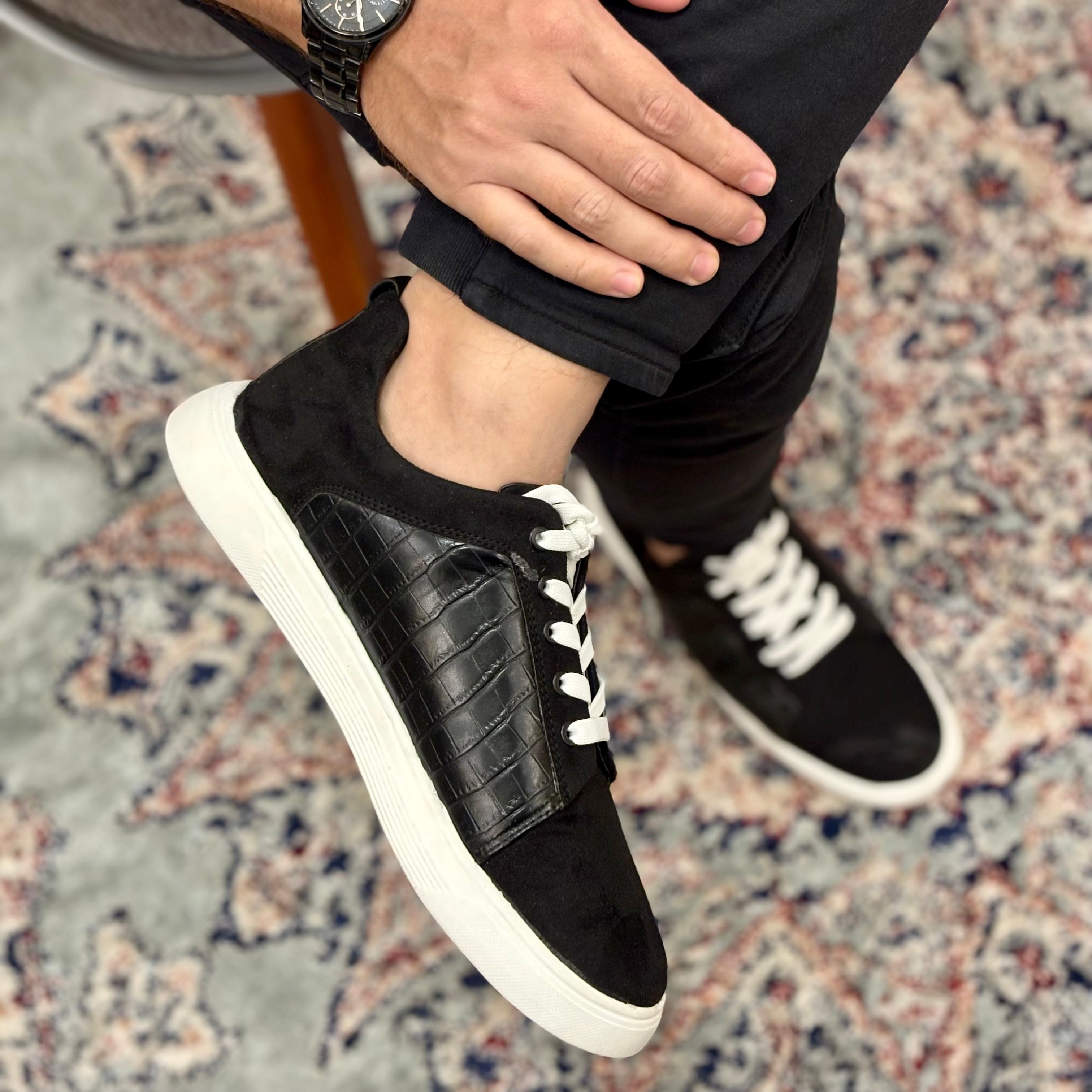 Esrakz-Legacy Sneaker Black