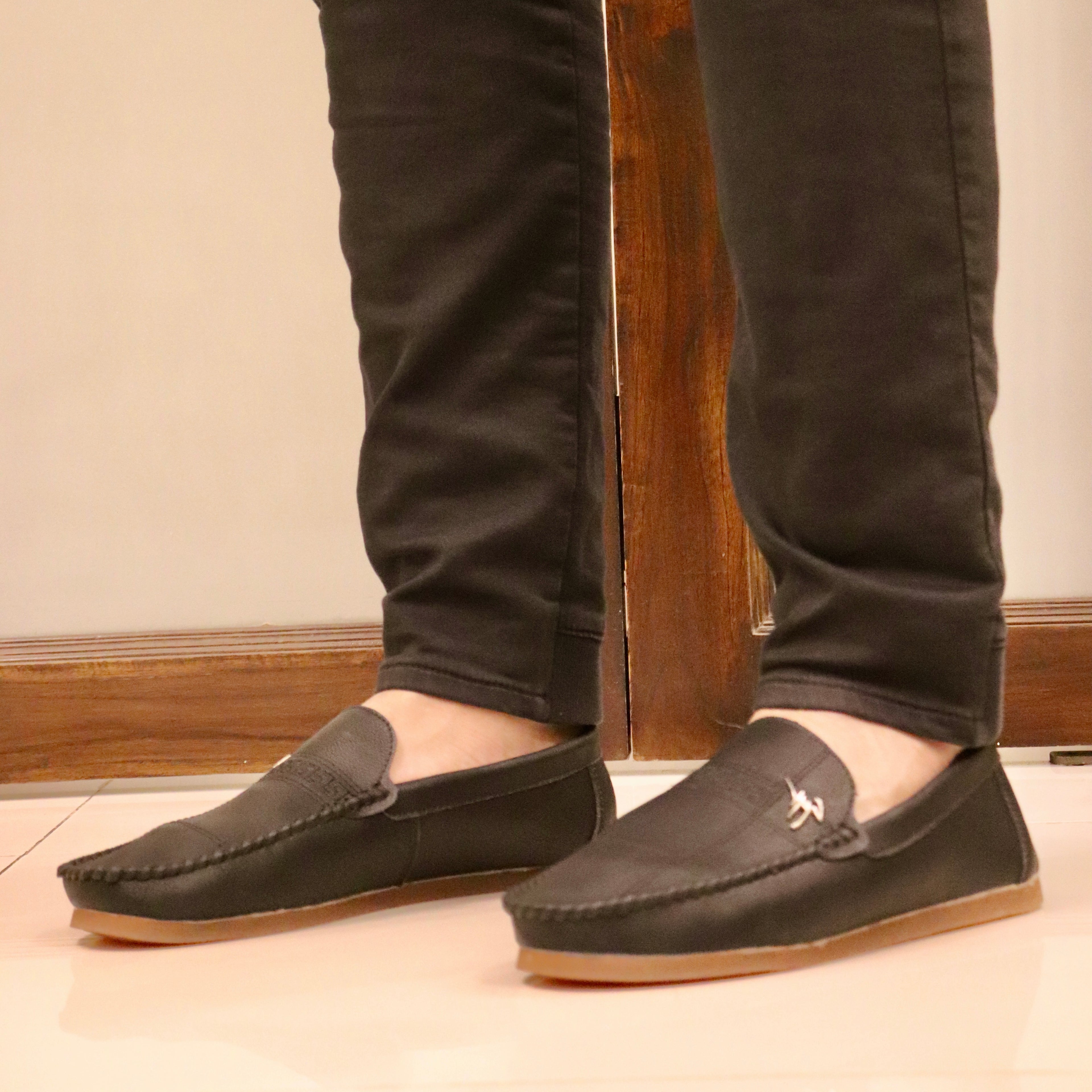 Esrakz Signature Jelly-Sole Loafer-Black
