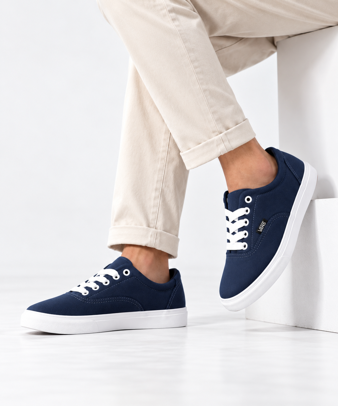 Esrakz Men’s Converse-Navy Blue
