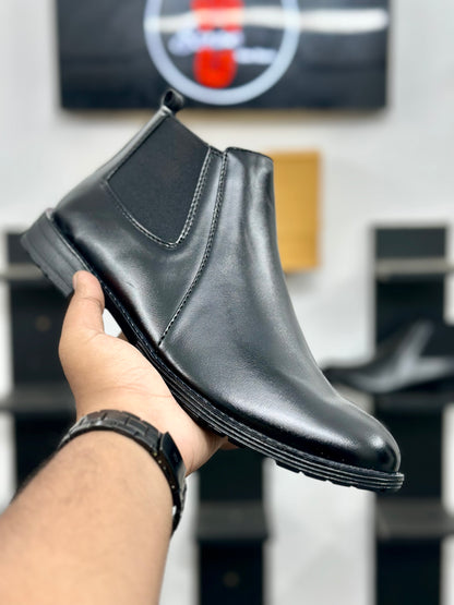 Esrakz Signature Chelsea Boot – Black