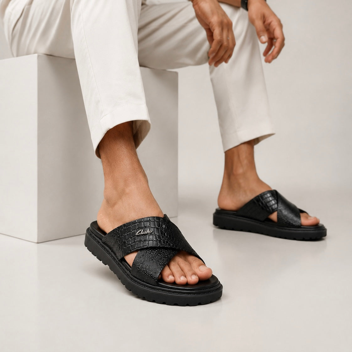 Esrakz Premium Dual Strap Sandals:Clarks 02