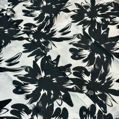 Black & White Bold Floral Print Short Sleeve Shirt – Trendy Summer Casual for Men
