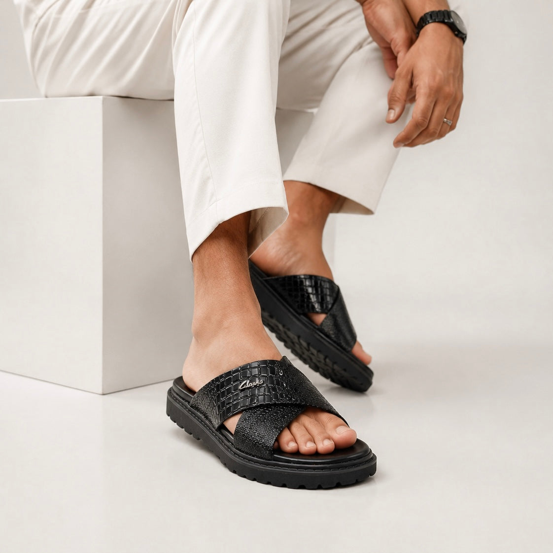 Esrakz Premium Dual Strap Sandals:Clarks 02
