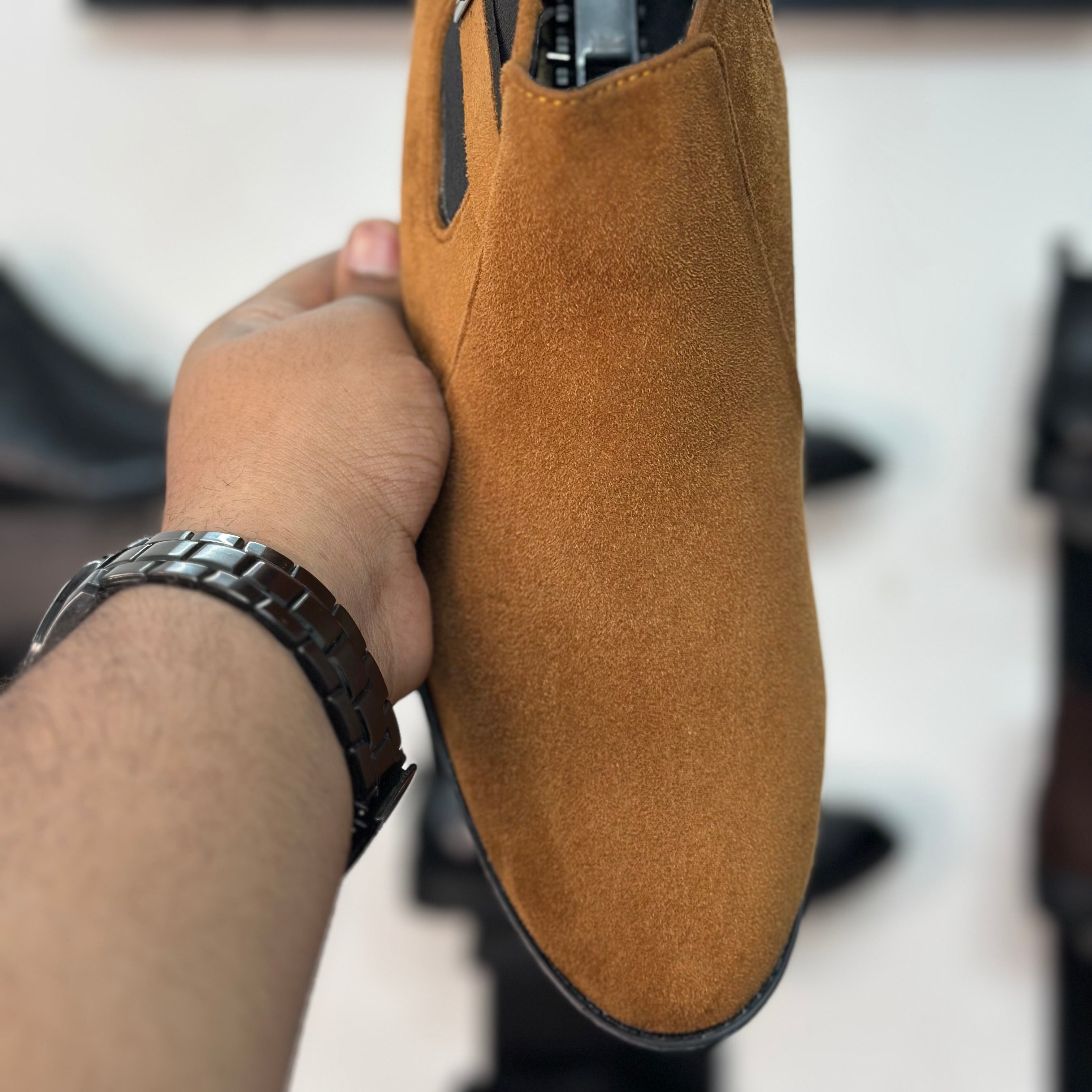 Esrakz Mustard Suede Chelsea Boots – Ankle Fit Chain