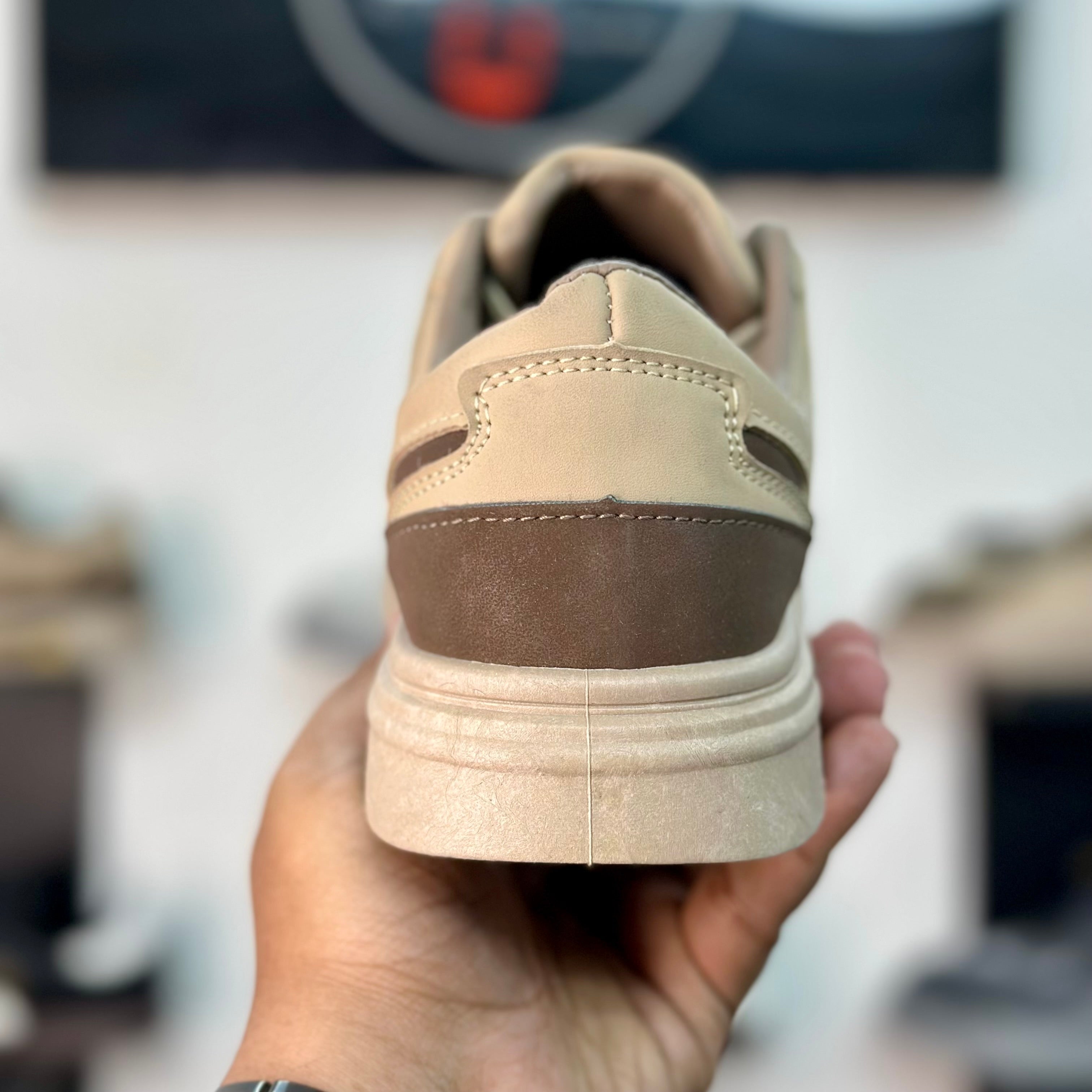 Fashion Low-Top Sneakers 3 Stripes – Beige