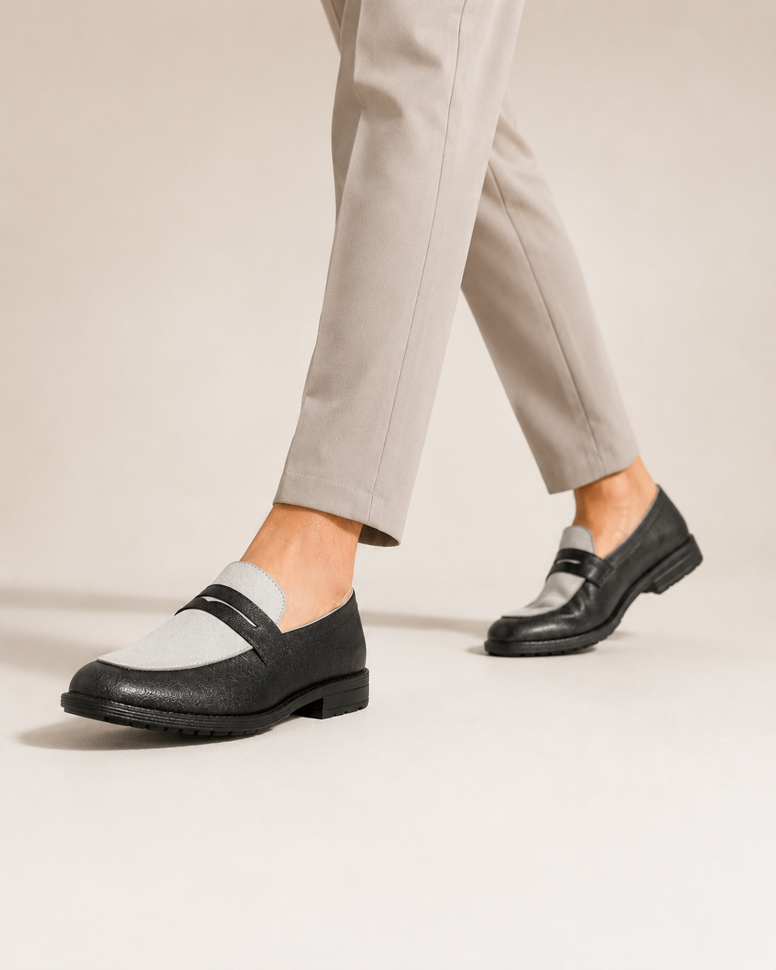 Men’s Two-Tone Penny Loafers – Black