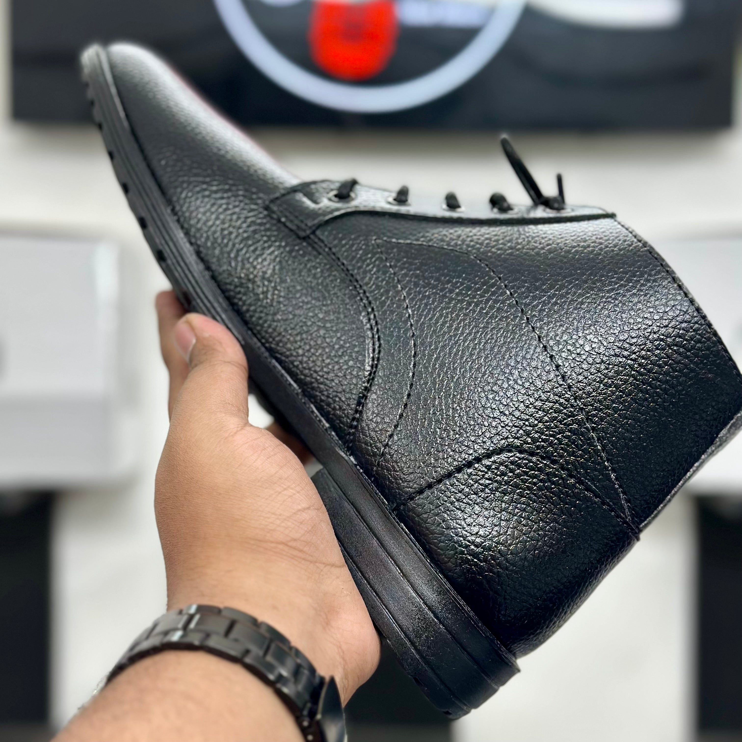 Esrakz Black Textured Lace-Up Ankle Boot