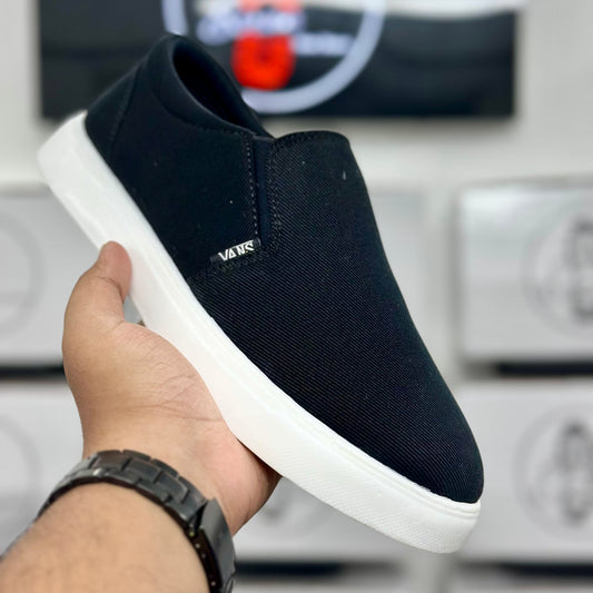Esrakz Black Canvas Slip-On Casual Shoes