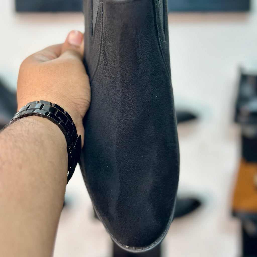 Esrakz Black Suede Chelsea Boots – Round Fit Elastic