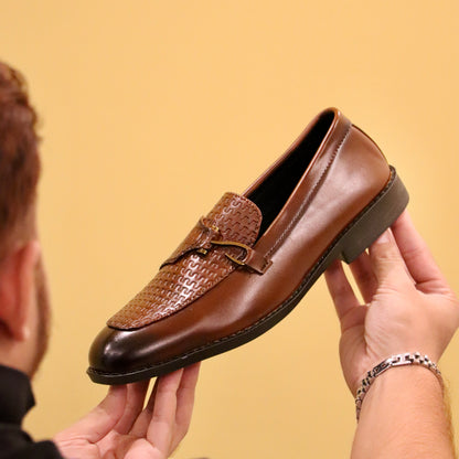 Premium Brown Loafer – Textured Vamp with Gold-Tone Metal Bit Detail