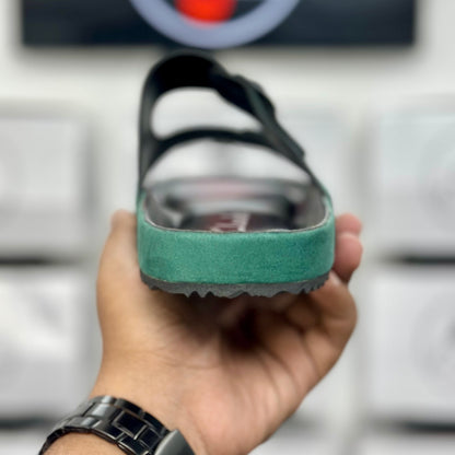 Esrakz Buckle Slides in Green Suede-Look