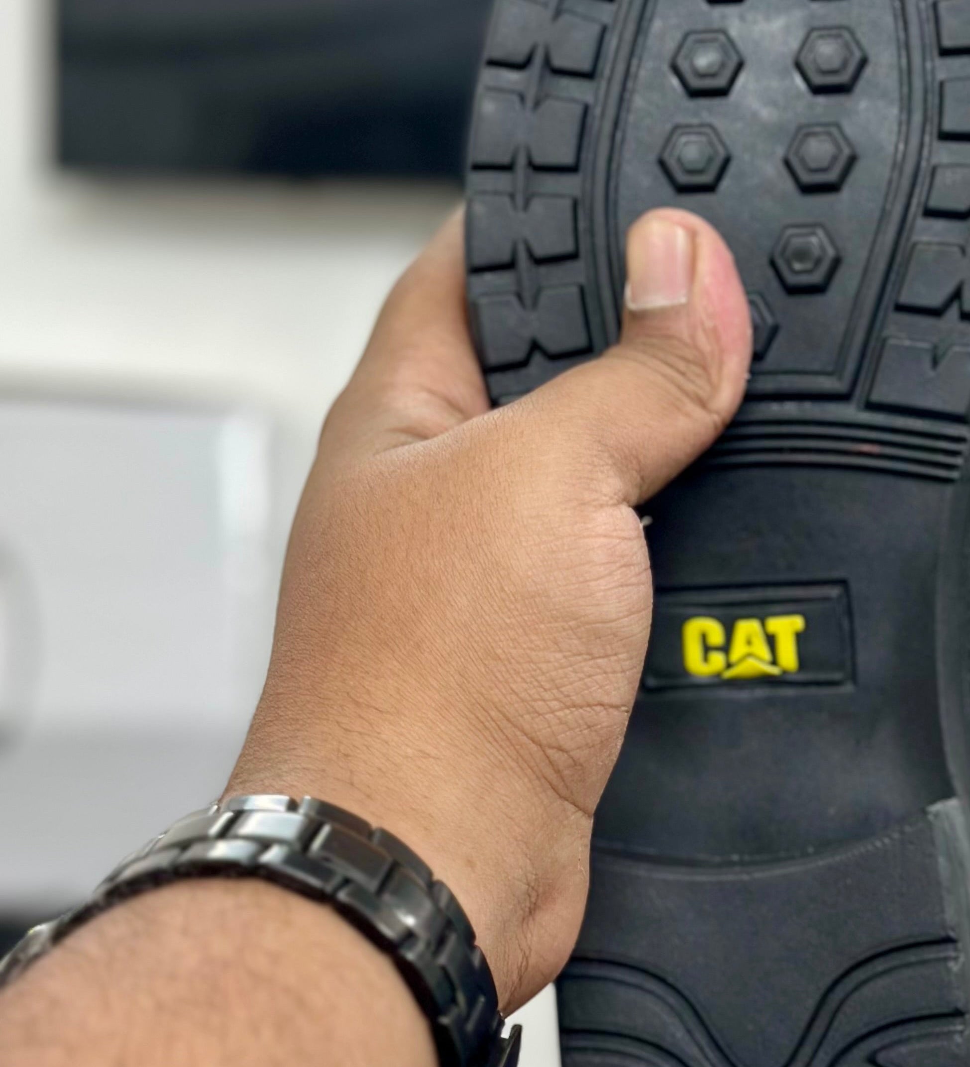 Esrakz Black Textured Lace-Up Ankle Boot