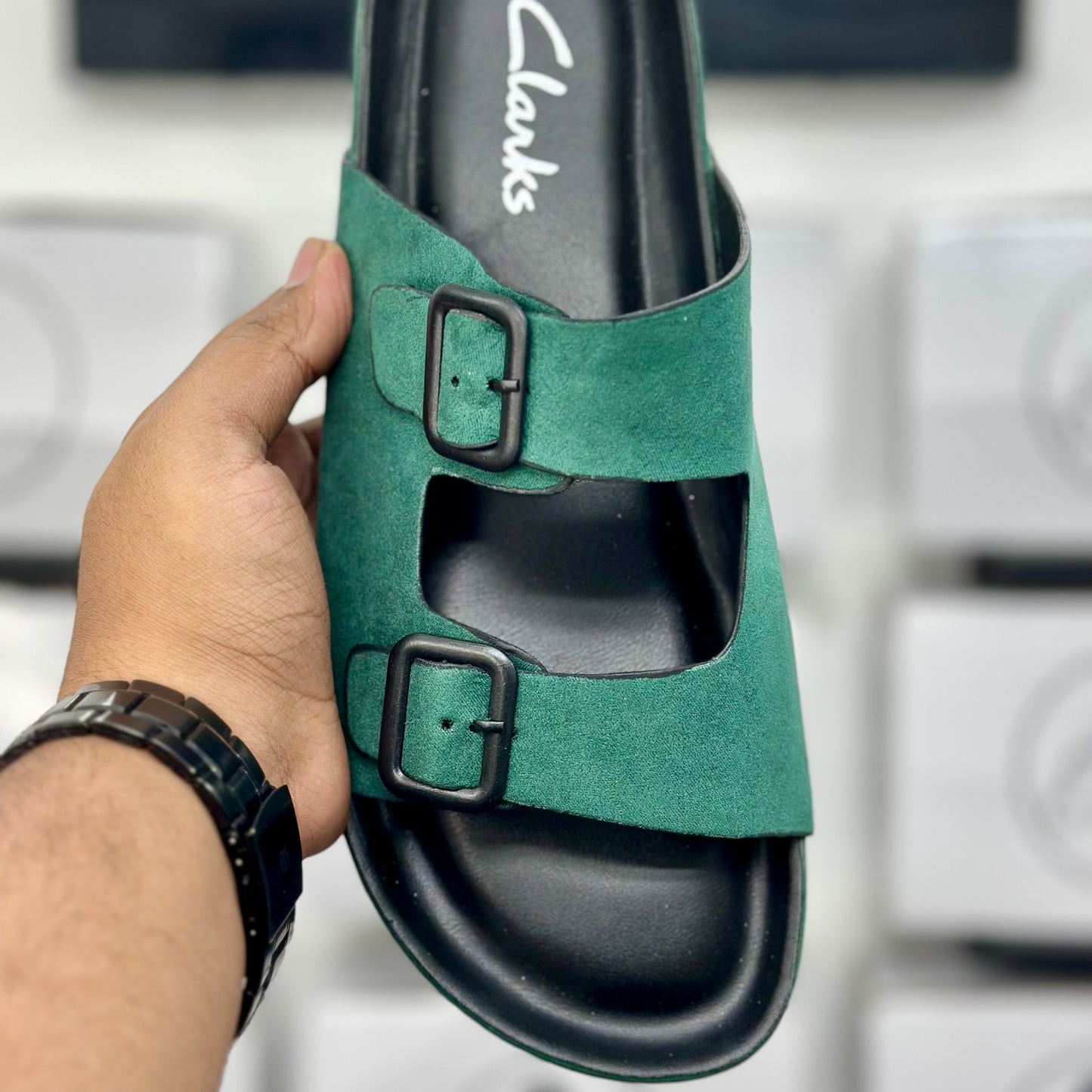 Esrakz Buckle Slides in Green Suede-Look