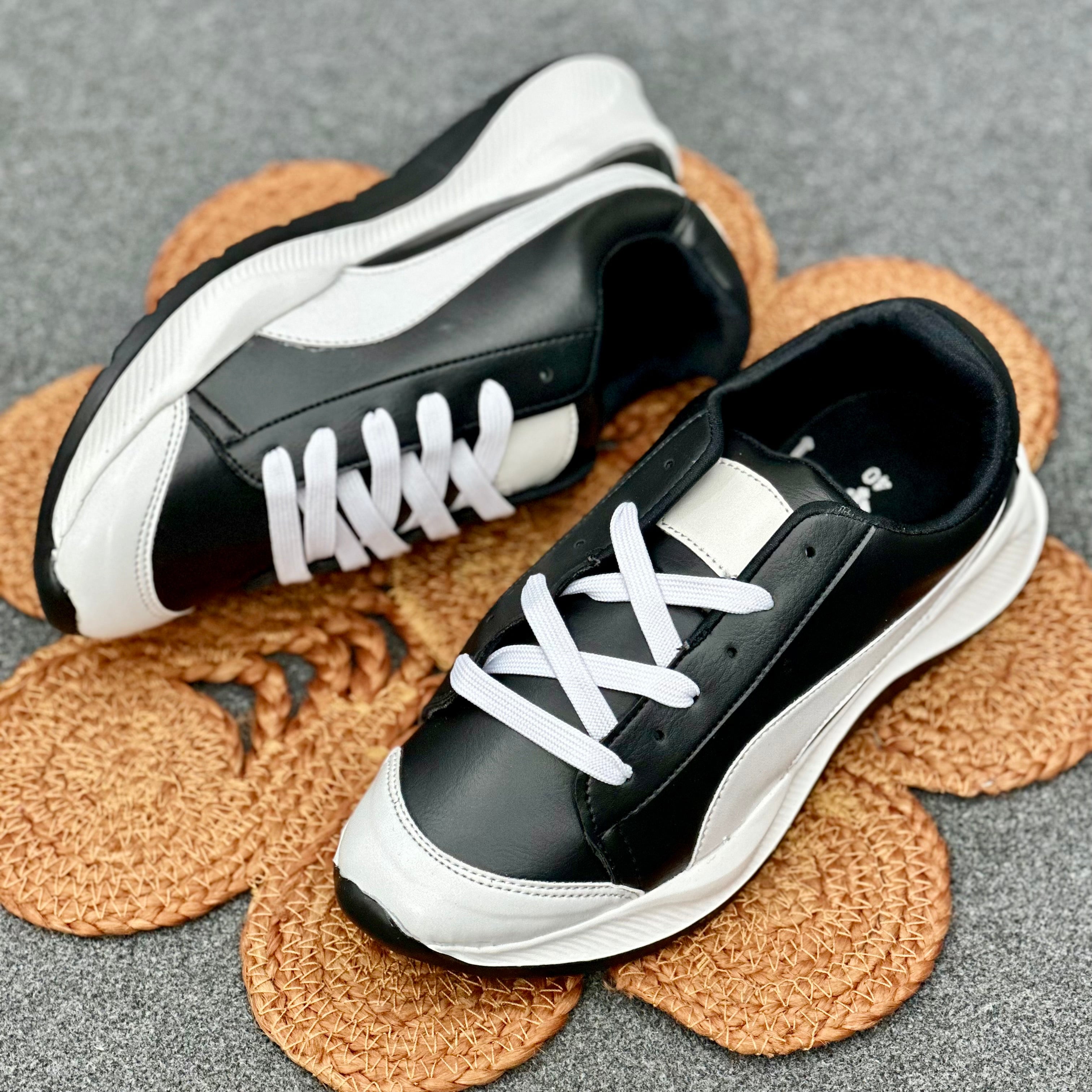 Esrakz Black Jambo Sneakers | Everyday Comfort & Street Style