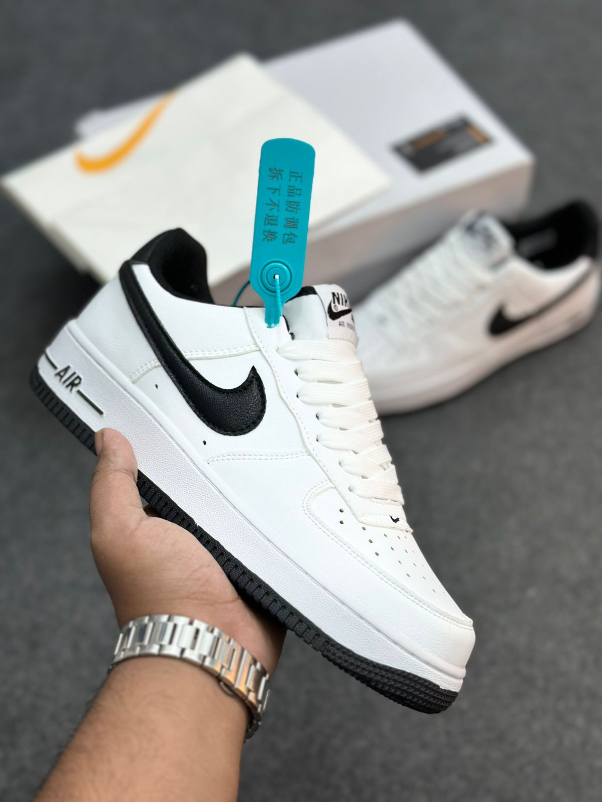 Nike Air Force 1 LOW “WHITE BLACK”