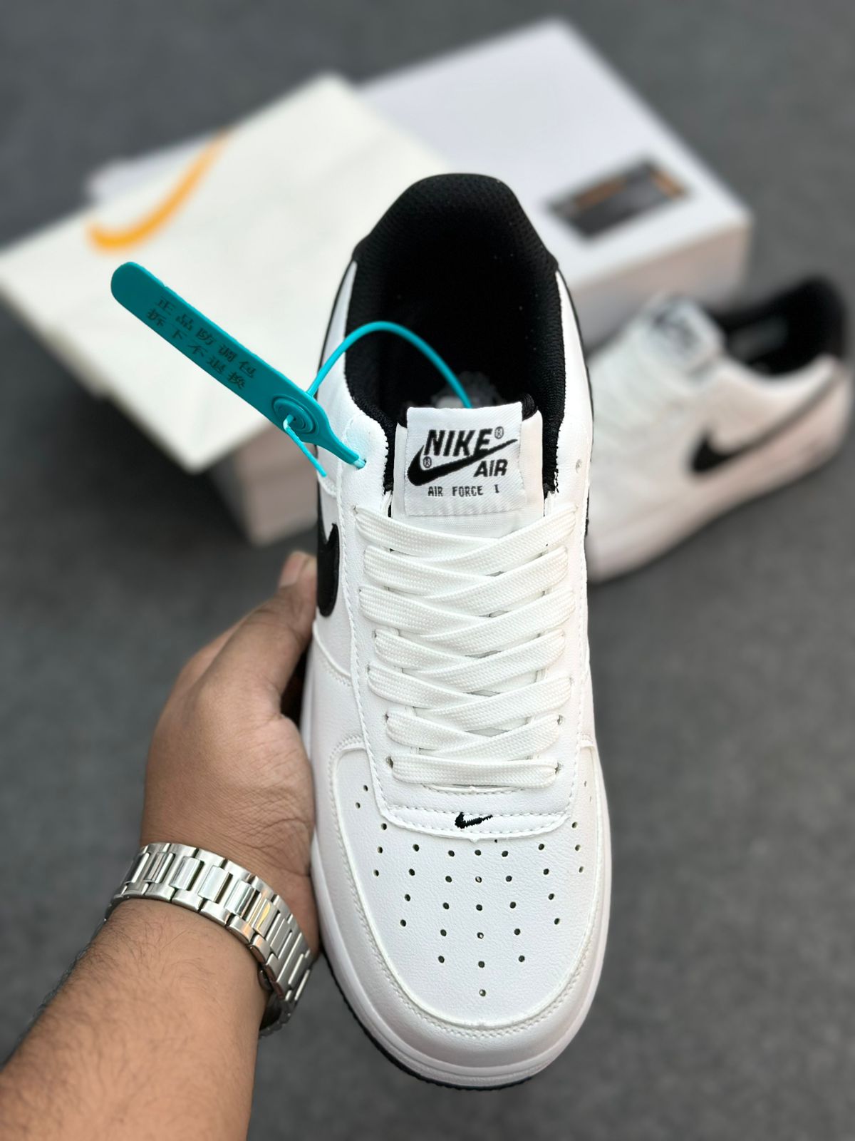 Nike Air Force 1 LOW “WHITE BLACK”