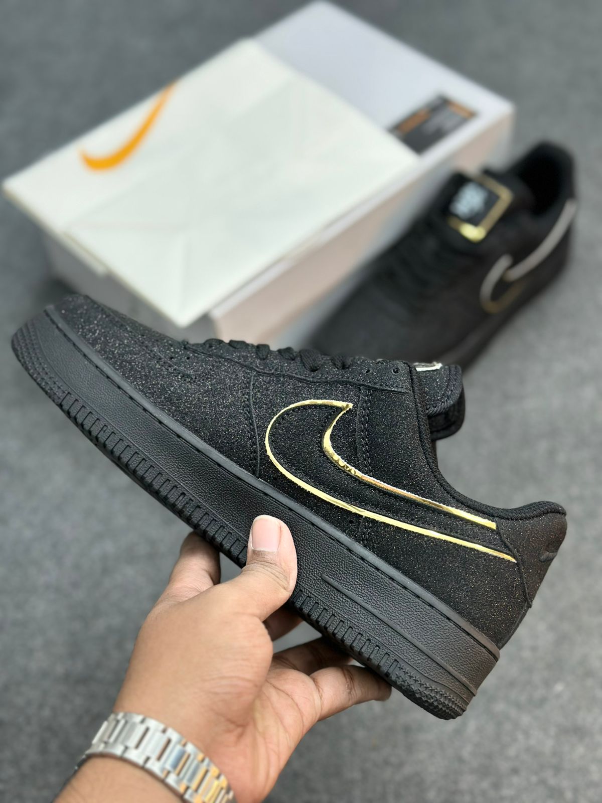 Nike Air Force 1 Low Essential Black Gold Swoosh